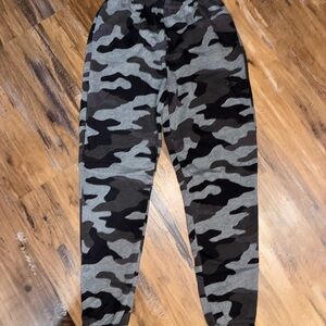 PINK Victoria's Secret Black and Gray Camouflage Joggers